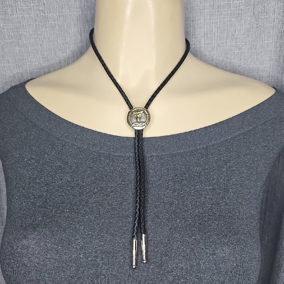 VINTAGE STEER WITH BOBED WIRE DETAIL BOLO WESTERN TIE - Picture 1 of 7